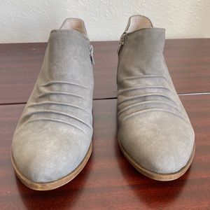 LifeStride Velocity 2.0 ankle boots. Worn once.